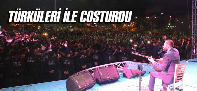 İsmail Altunsaray'dan Muhteşem Konser