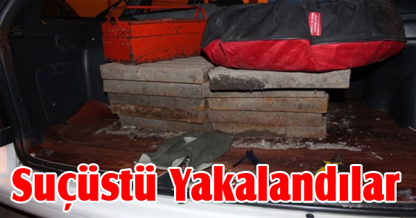 Rögar kapaklarını çalarken yakalandılar