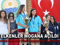 YELKENLER MOGAN’A AÇILDI