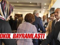 Gölbaşı protokolünde bayramlaşma mesaisi